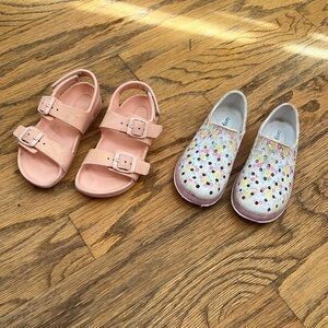 Toddler girls size 10 cat & jack sandals and water shoes